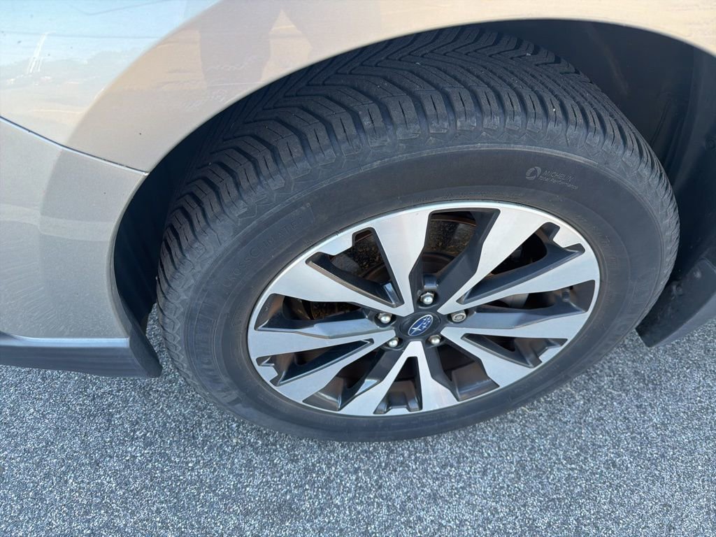 Used 2016 Subaru Outback 2.5i Limited AWD/4WD image 23