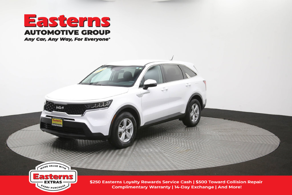 Used 2023 Kia Sorento LX FWD image 54