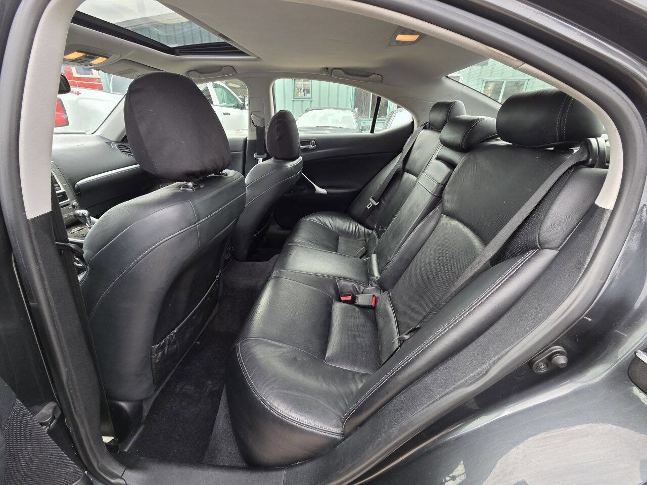 Used 2011 Lexus IS 250 AWD w/ Premium Pkg Value Edition image 18