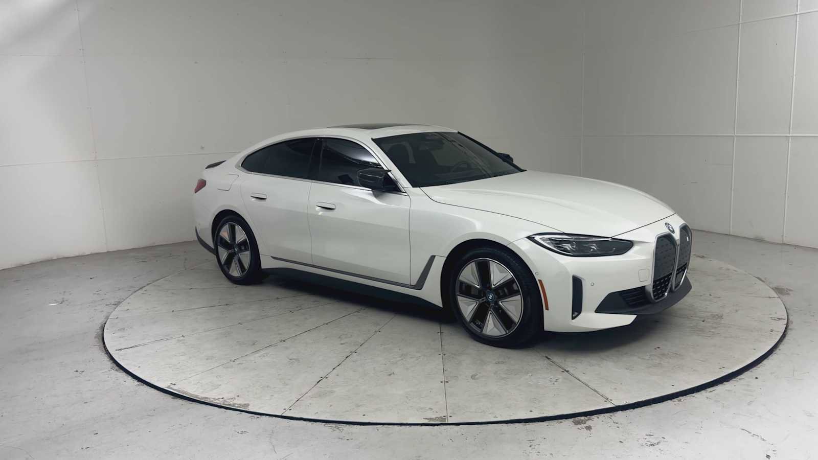 Certified 2023 BMW i4 eDrive40 RWD image 8