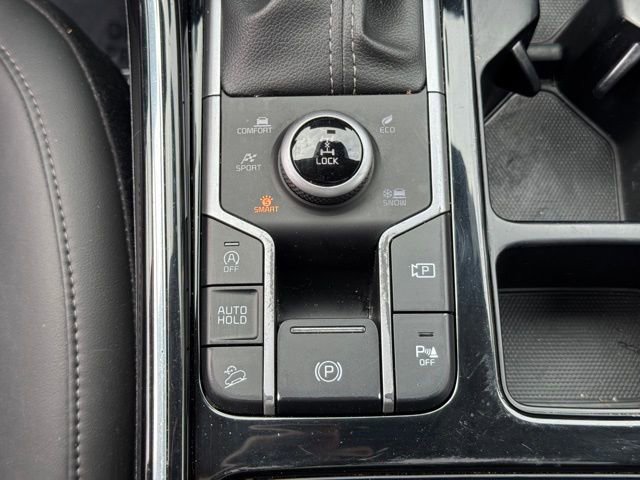 Certified 2023 Kia Sorento SX image 31
