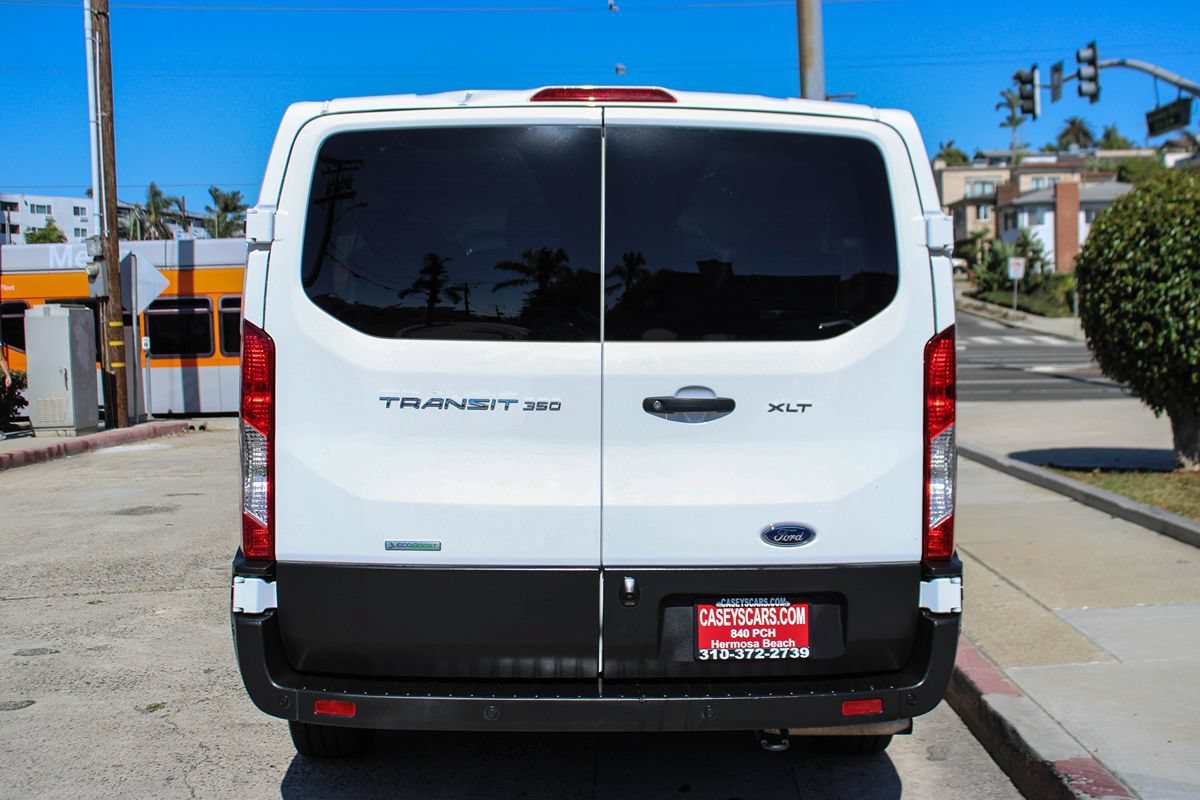 Used 2023 Ford Transit 350 XLT RWD image 4