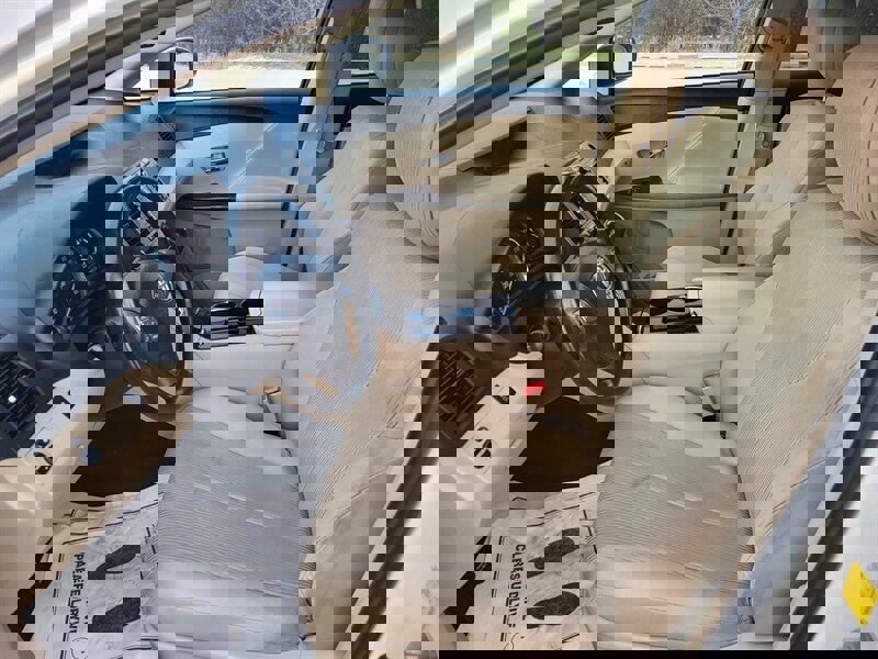 Used 2010 Toyota Venza image 18