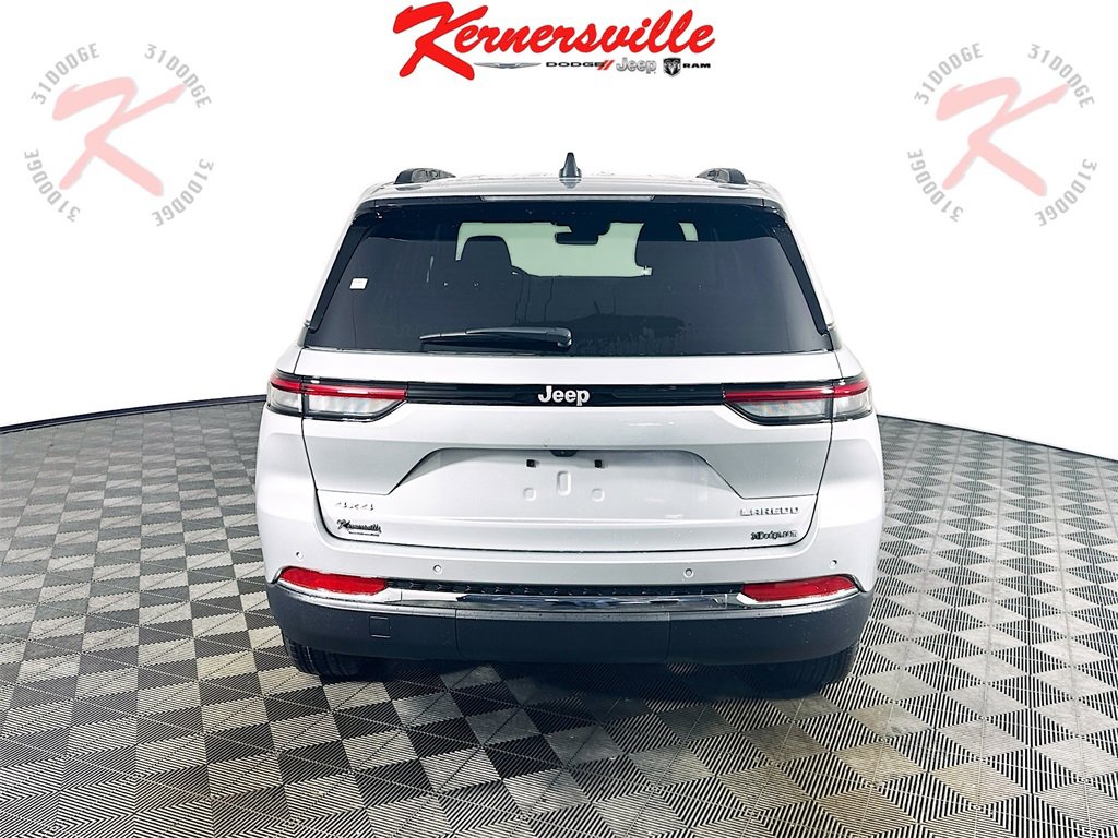 New 2025 Jeep Grand Cherokee Laredo X w/ Luxury Tech Group I image 6