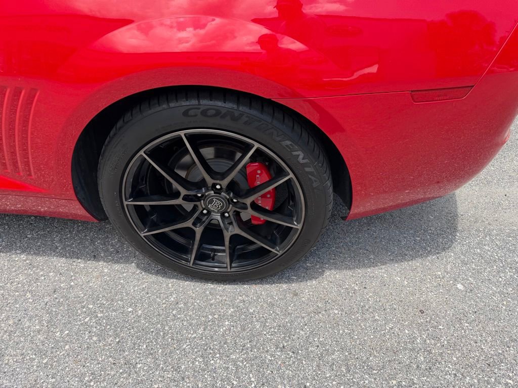 Used 2013 Chevrolet Camaro LT RWD image 11