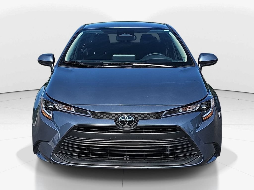 Used 2026 Toyota Corolla LE FWD image 12