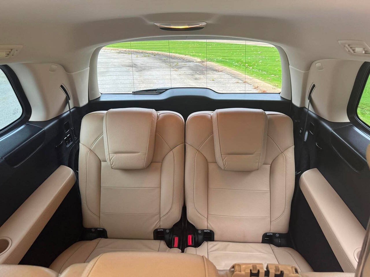 Used 2017 Mercedes-Benz GLS 550 4MATIC image 12