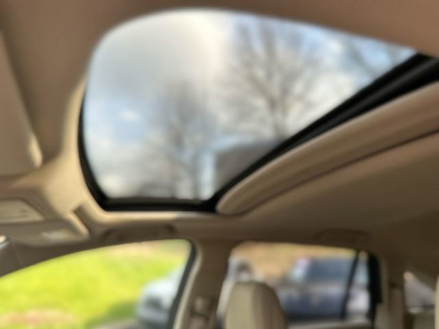 Used 2017 Acura RDX AWD w/ Advance Package image 23