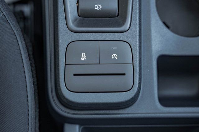 New 2025 Ford Maverick XLT w/ XLT Luxury Package image 34