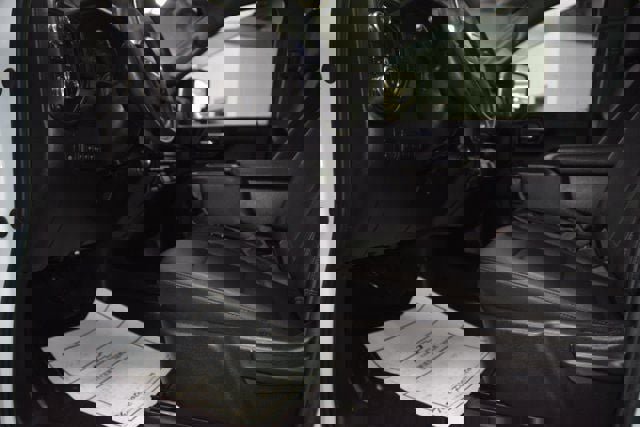 Used 2024 GMC Sierra 3500 Pro w/ Convenience Package image 32