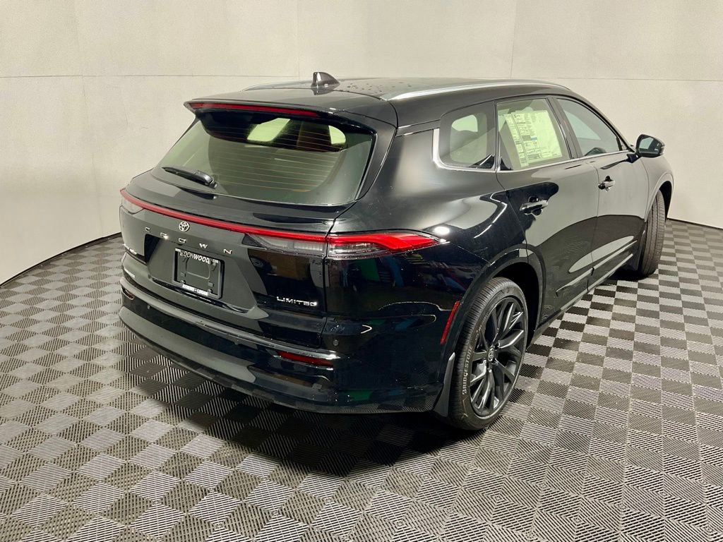 New 2025 Toyota Crown Signia image 17