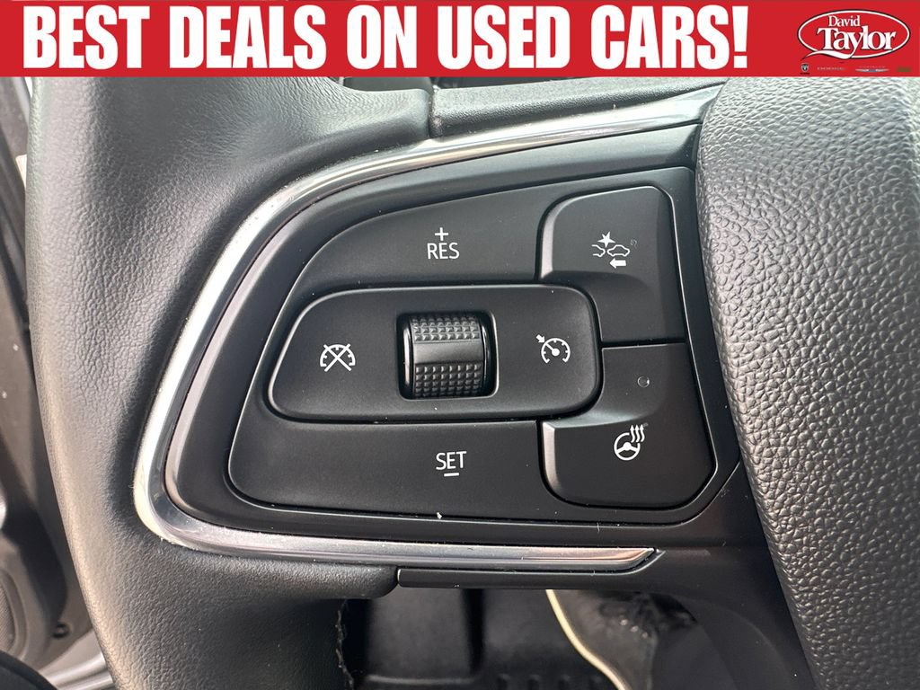 Used 2022 Buick Envision Avenir w/ Technology Package II FWD image 17