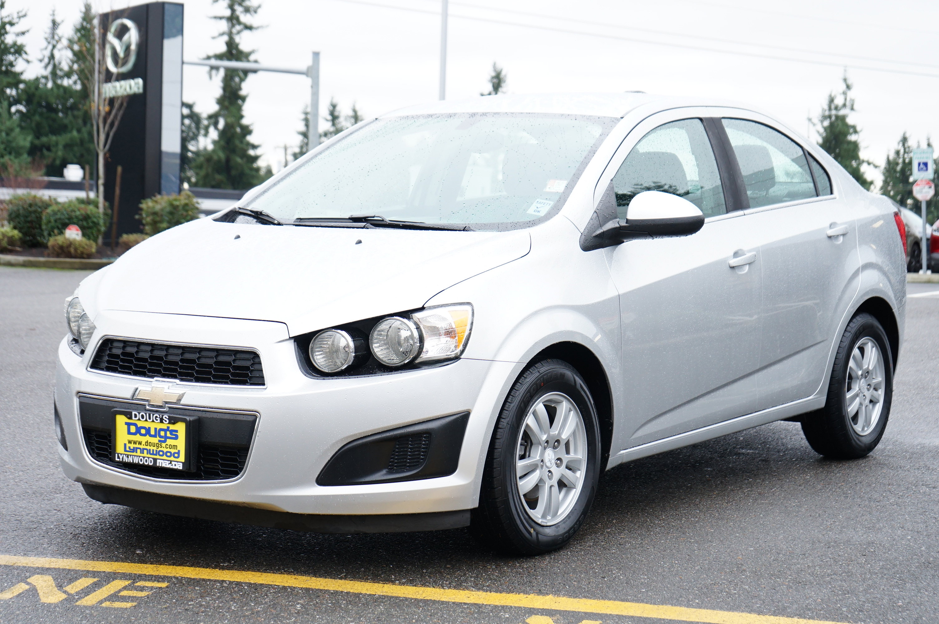 Used 2015 Chevrolet Sonic LT image 9