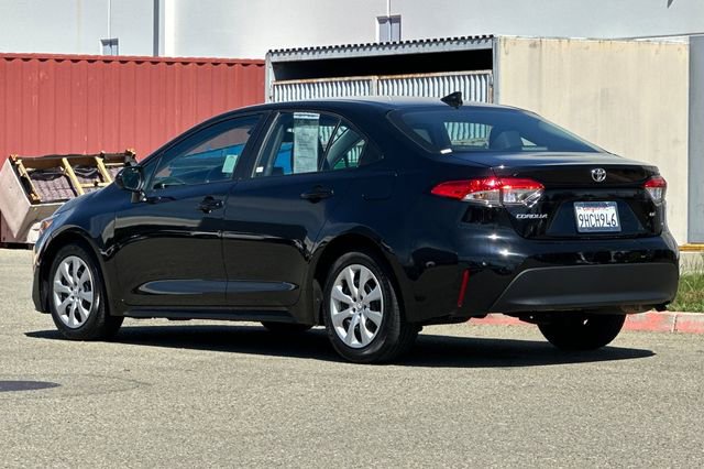 Used 2023 Toyota Corolla LE image 6