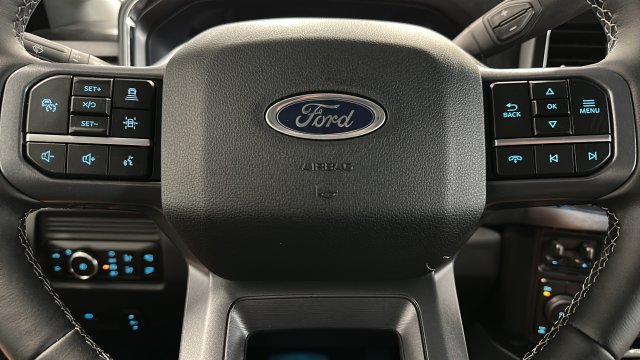 New 2026 Ford F350 Lariat w/ Black Appearance Package AWD/4WD image 16