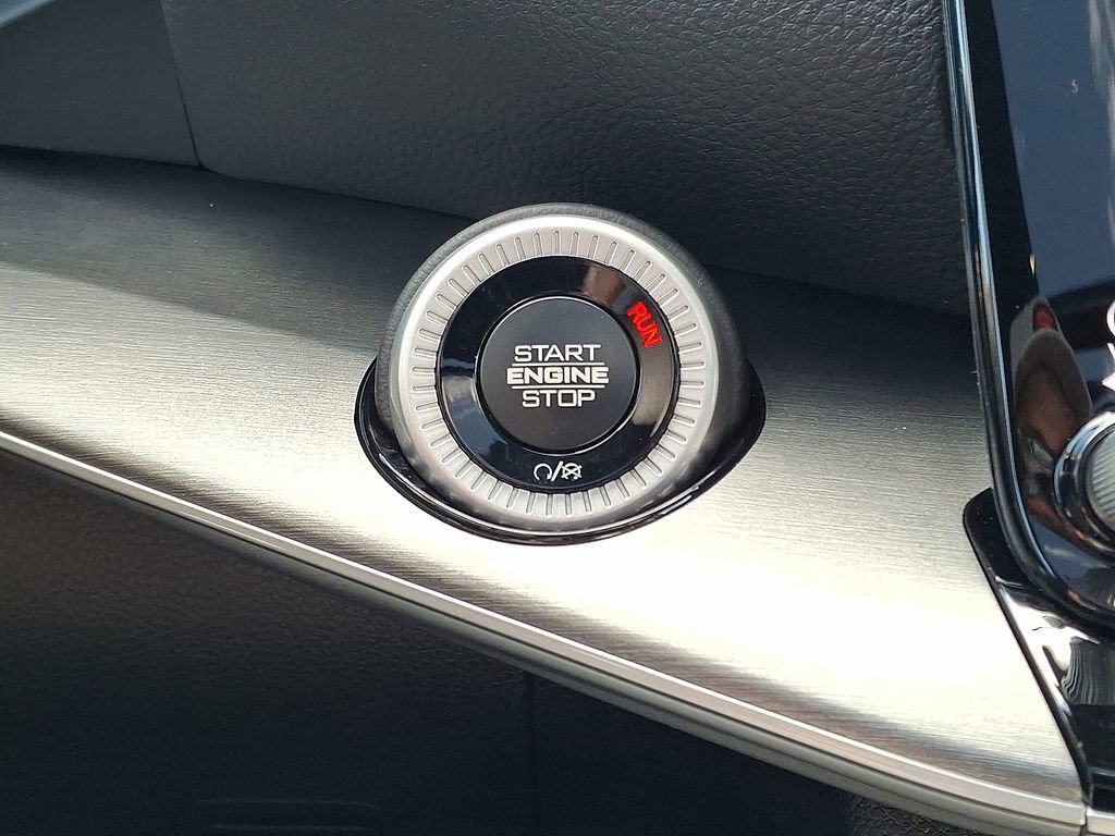 New 2025 Jeep Wagoneer L Series II image 15