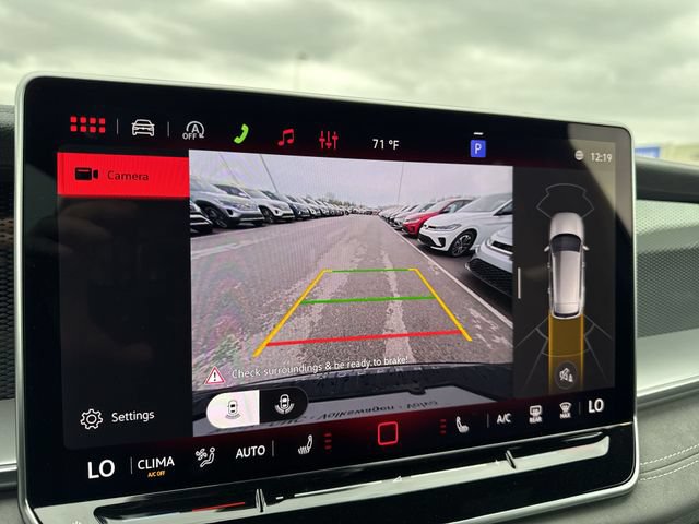 New 2026 Volkswagen Tiguan SE R-Line FWD image 14