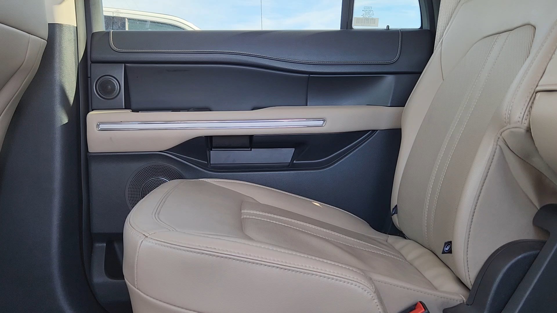 Certified 2024 Ford Expedition Max Limited image 18