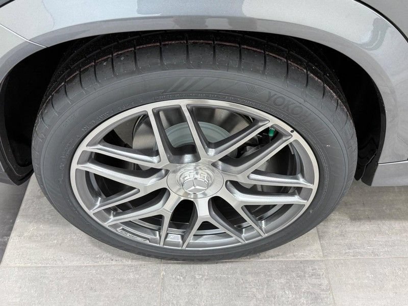 New 2026 Mercedes-Benz GLE 53 AMG 4MATIC Coupe image 3
