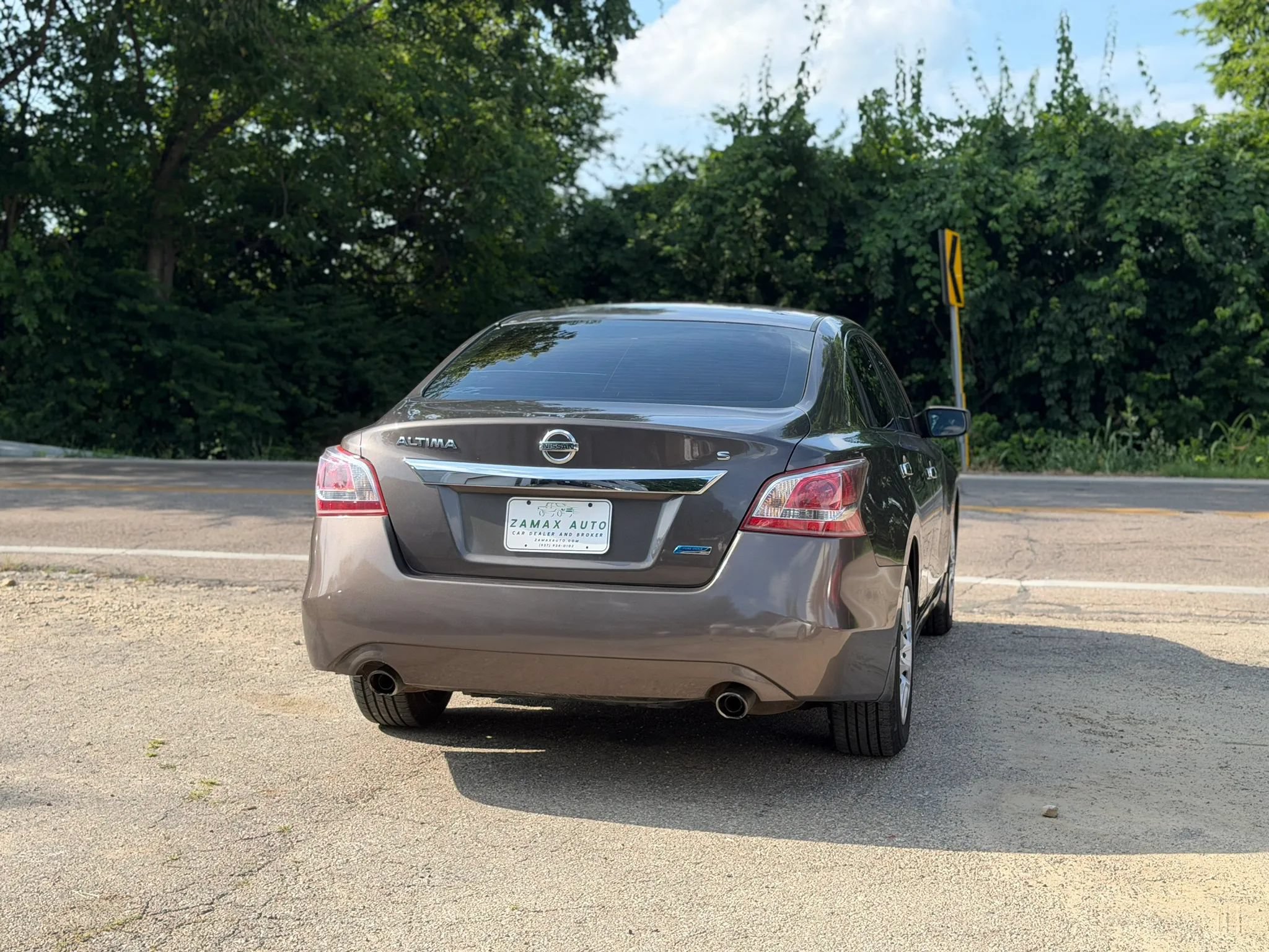 Used 2013 Nissan Altima 2.5 S FWD image 9