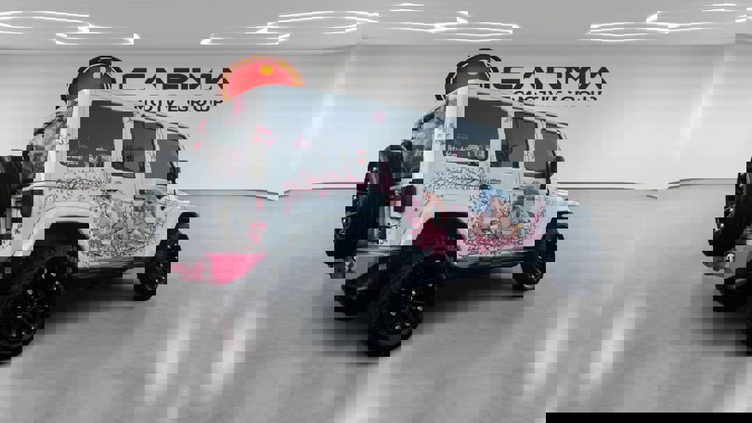 Used 2013 Jeep Wrangler Unlimited Sahara w/ Connectivity Group image 5