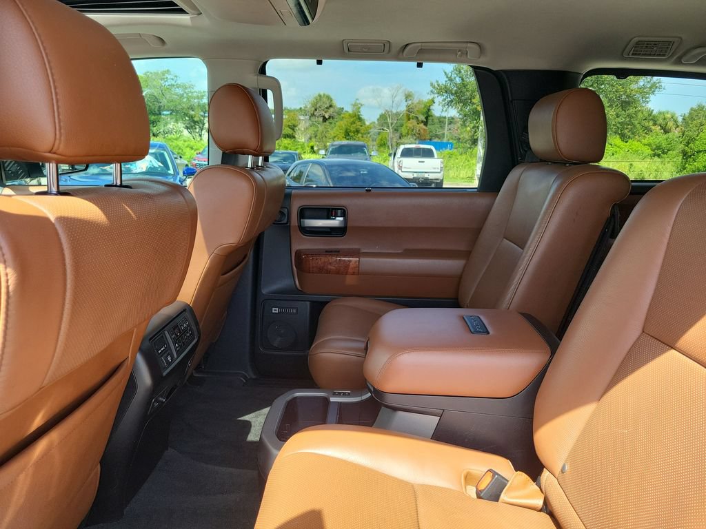 Used 2018 Toyota Sequoia Platinum AWD/4WD image 24