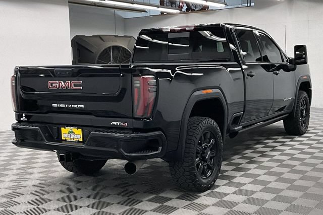 Used 2025 GMC Sierra 2500 AT4 w/ AT4 Premium Plus Package AWD/4WD image 13