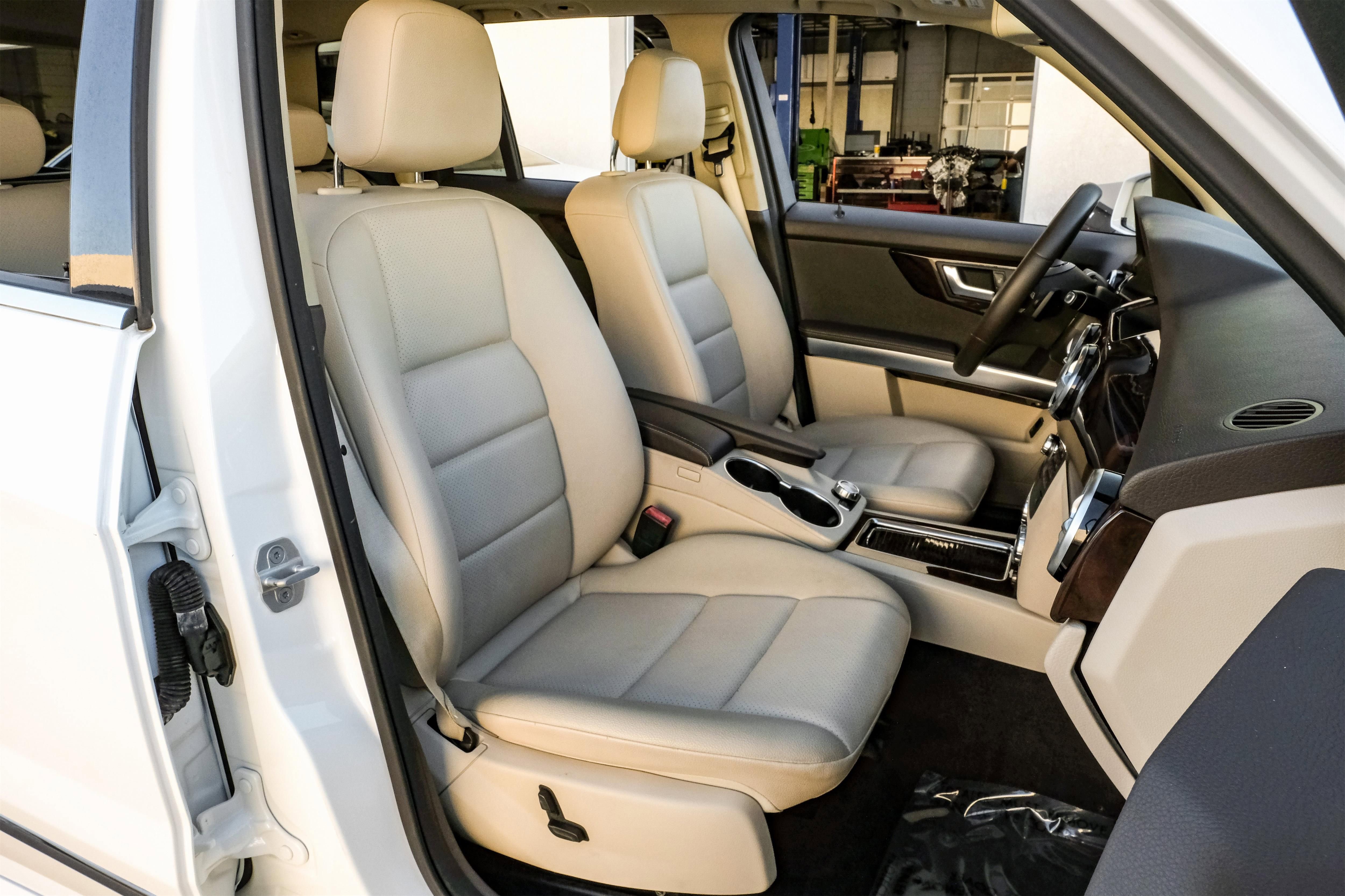 Used 2013 Mercedes-Benz GLK 350 2WD image 33