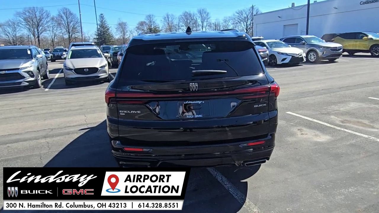 Used 2025 Buick Enclave Sport Touring w/ Power Package image 8