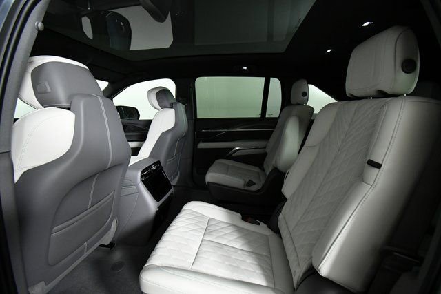 New 2025 Cadillac Escalade IQ Sport 1 w/ LPO, ONYX Package AWD/4WD image 24