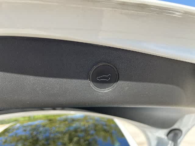 Used 2023 Tesla Model 3 Standard Range RWD image 32