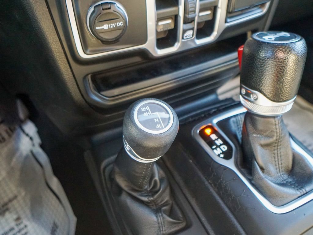 Used 2018 Jeep Wrangler Unlimited Sport S image 23