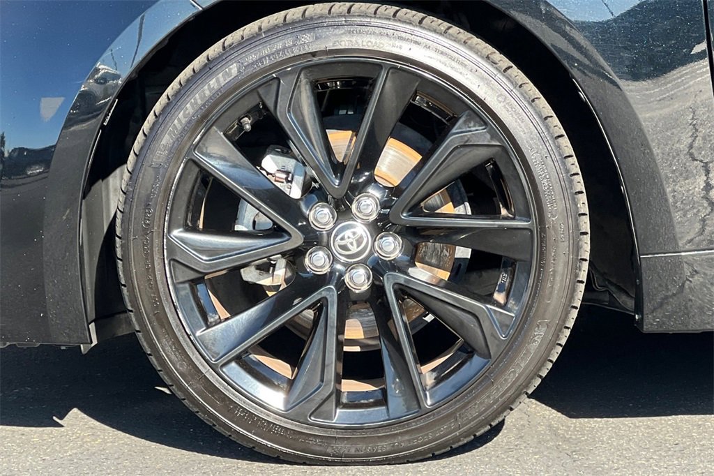 Used 2021 Toyota Corolla XSE image 31