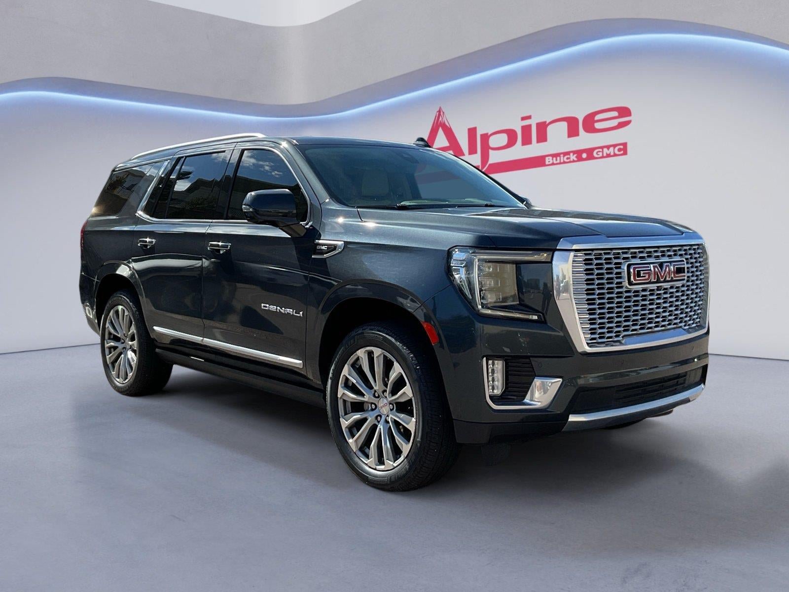 Used 2021 GMC Yukon Denali w/ Denali Ultimate Package AWD/4WD image 7