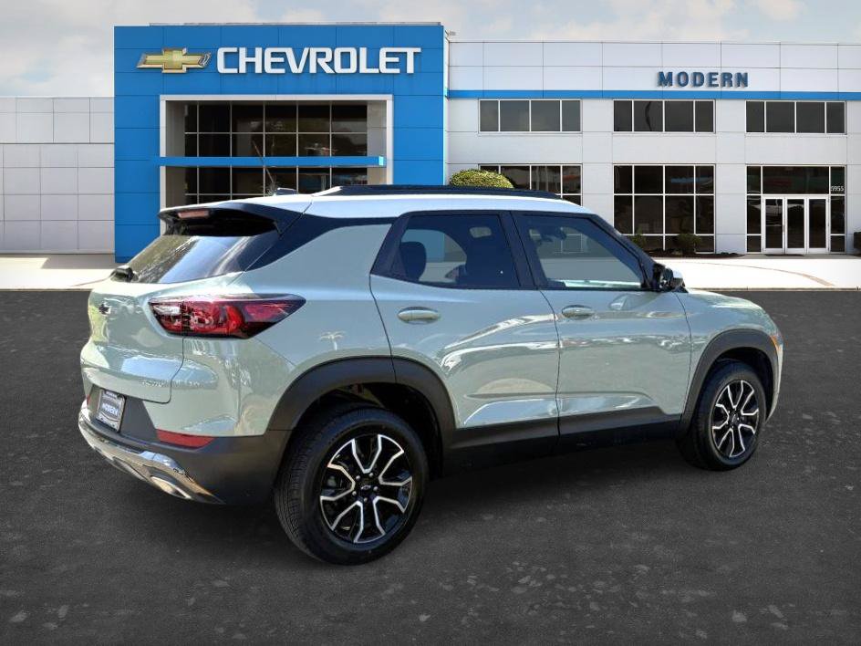 Used 2025 Chevrolet TrailBlazer ACTIV AWD/4WD image 5