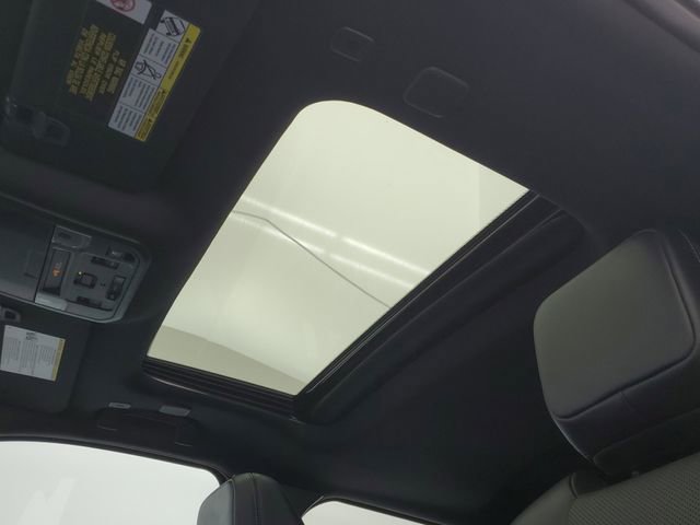 Used 2025 Toyota Tacoma TRD Sport w/ TRD Sport Premium Package image 18