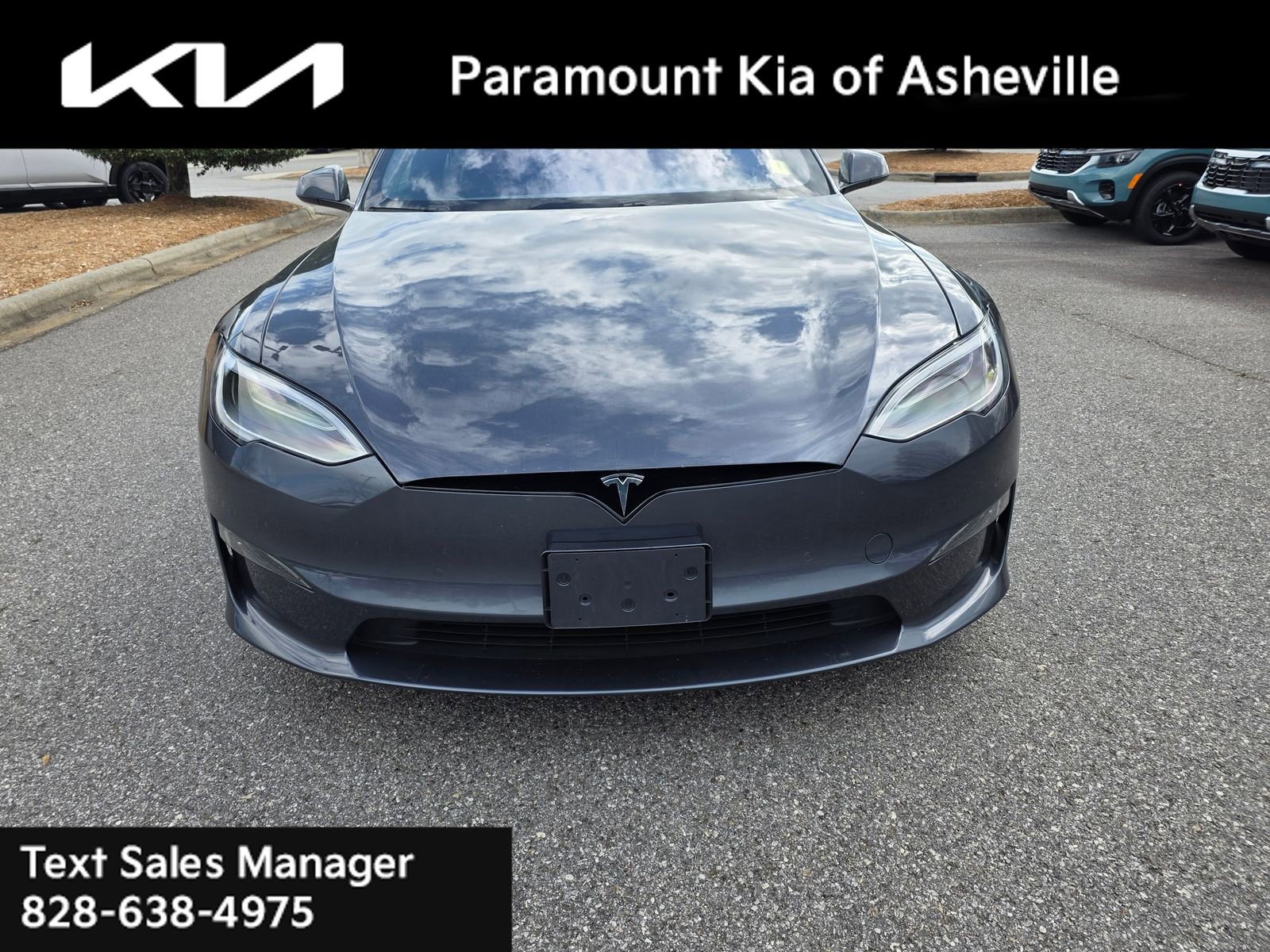 Used 2022 Tesla Model S image 8
