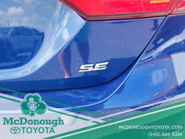 Used 2024 Toyota Camry SE FWD image 9