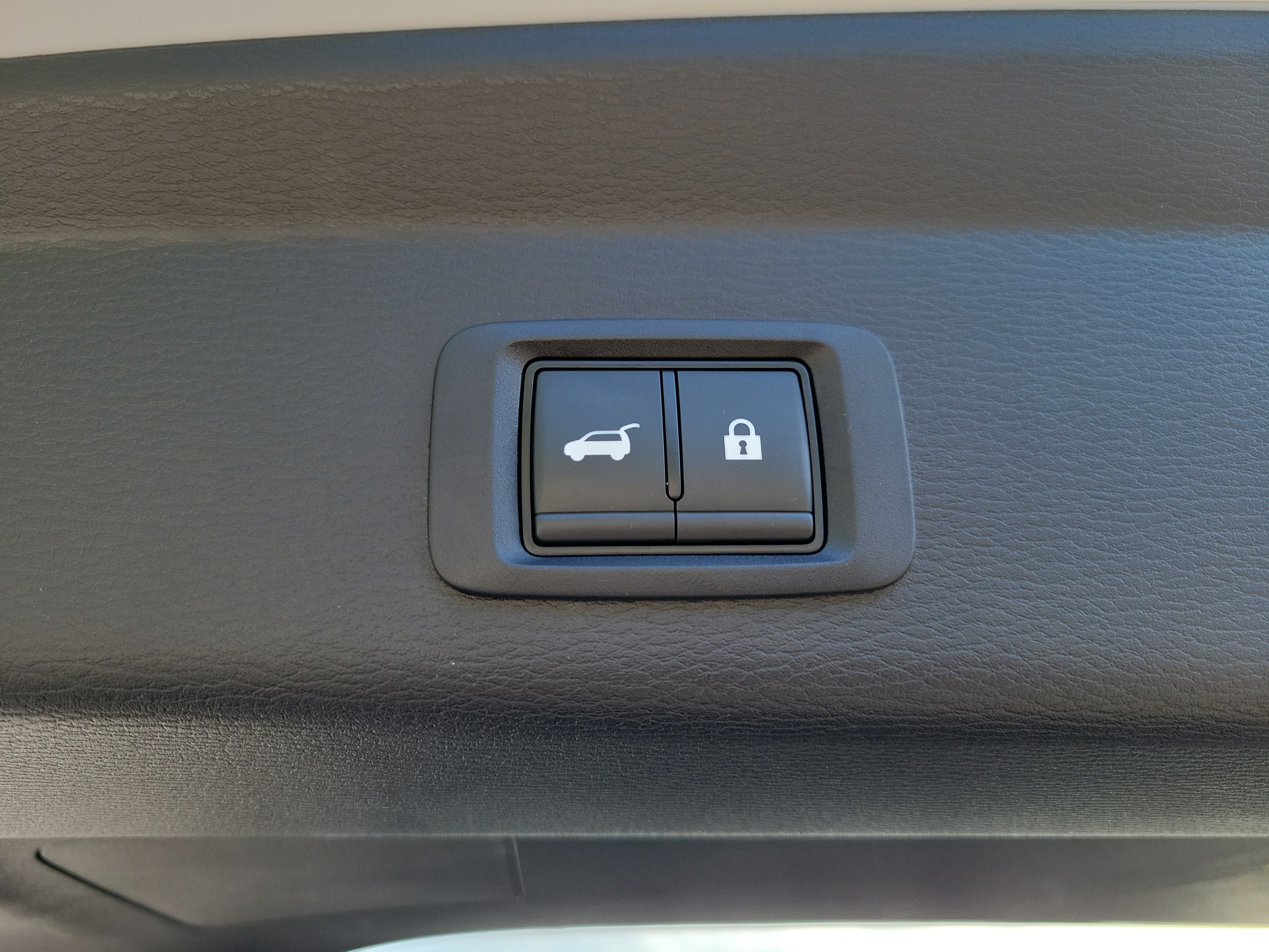 Used 2023 Mitsubishi Outlander SE AWD/4WD image 12