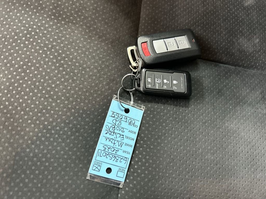 Used 2023 Mitsubishi Eclipse Cross SE image 12