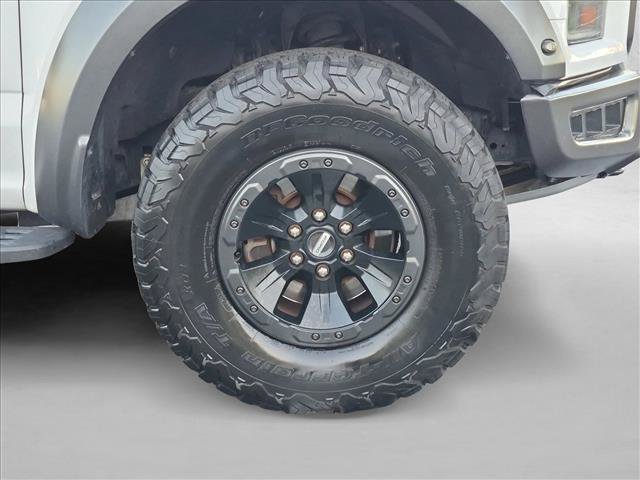 Used 2019 Ford F150 Raptor w/ Equipment Group 802A Luxury AWD/4WD image 21