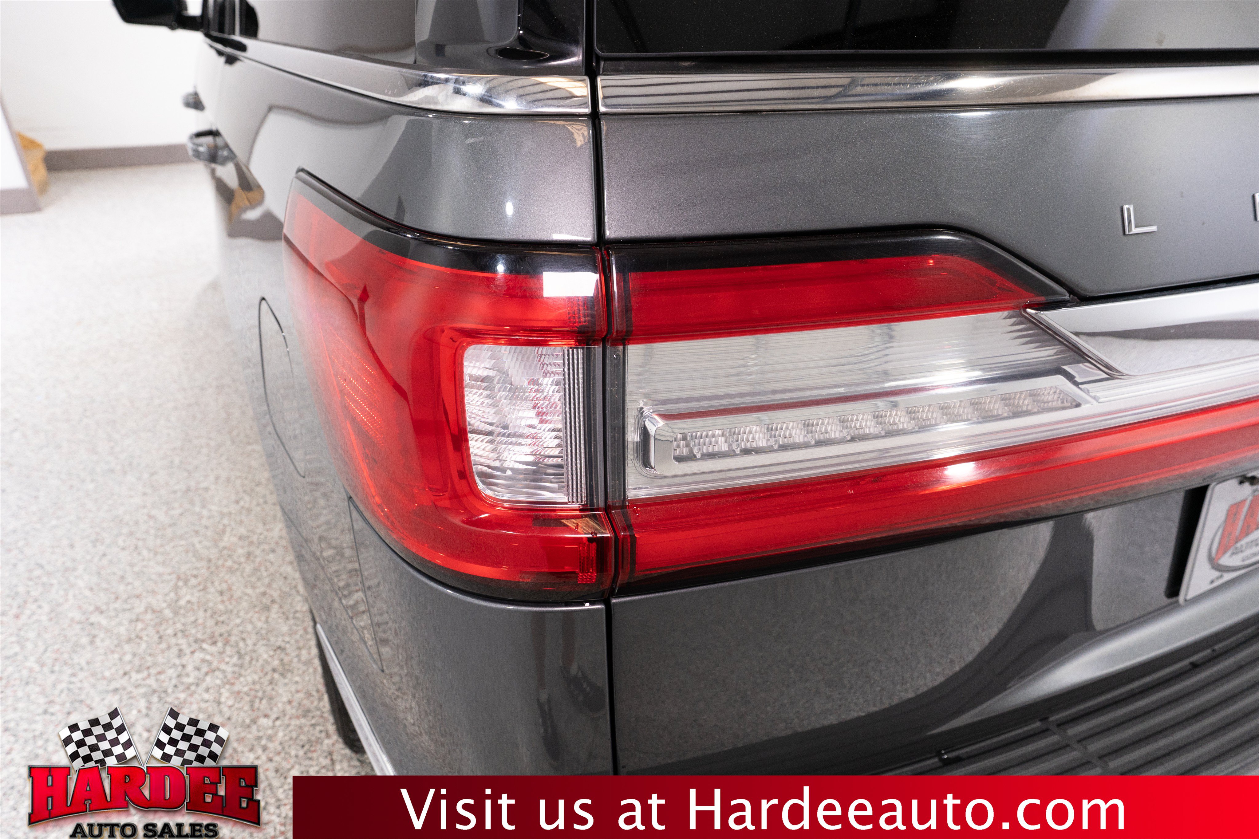 Used 2021 Lincoln Navigator Reserve RWD image 9