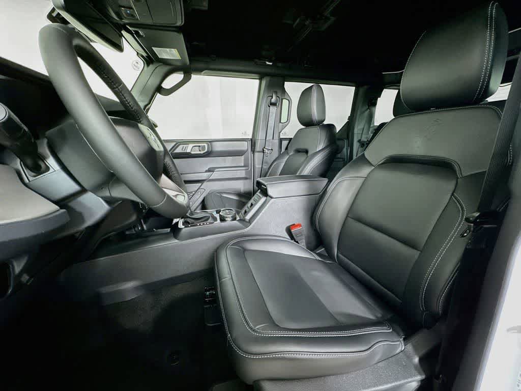New 2026 Ford Bronco Outer Banks AWD/4WD image 12