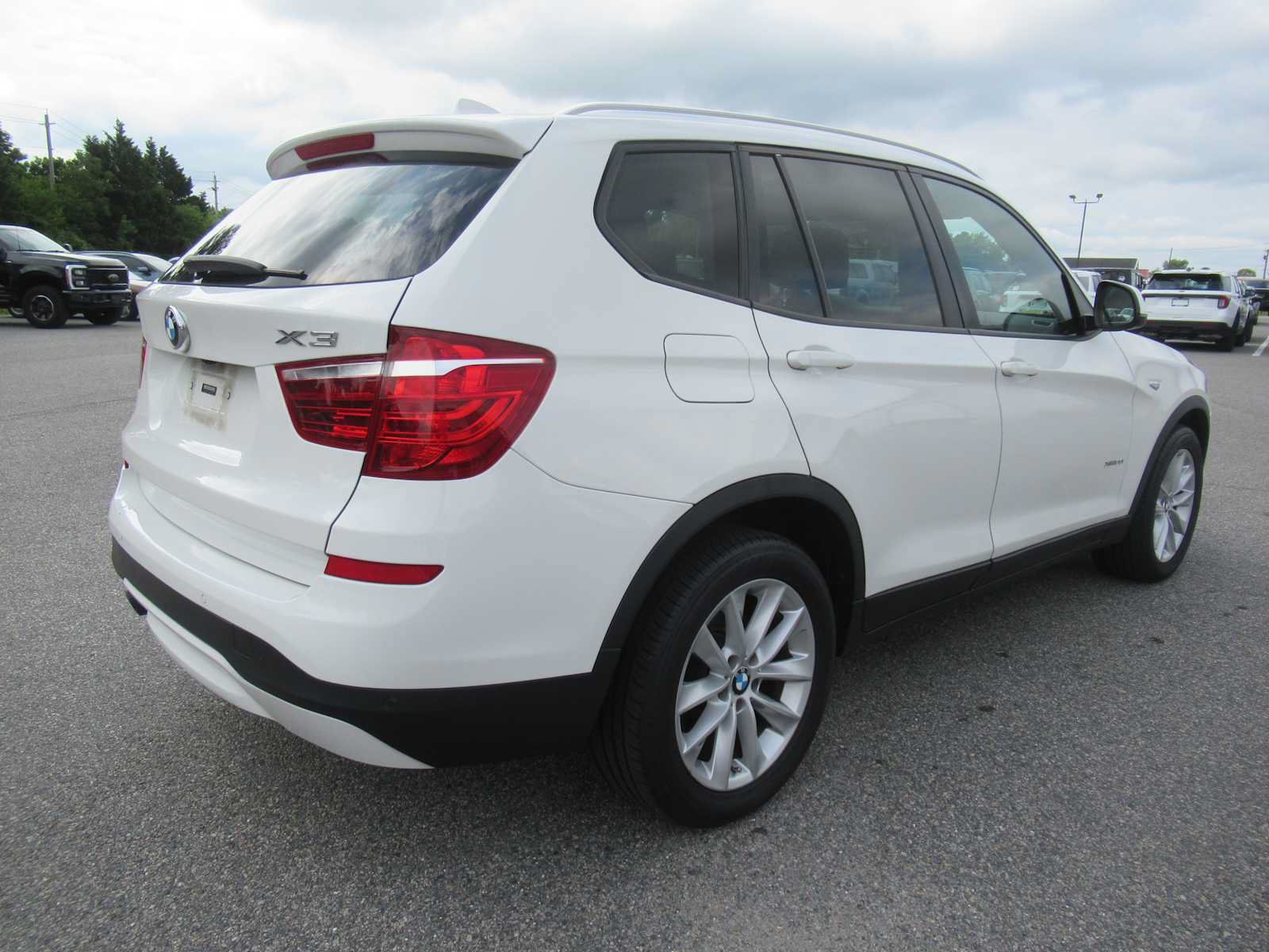 Used 2016 BMW X3 xDrive28i AWD/4WD image 5