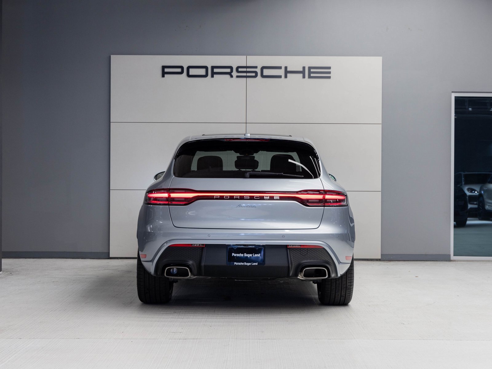 New 2026 Porsche Macan image 6