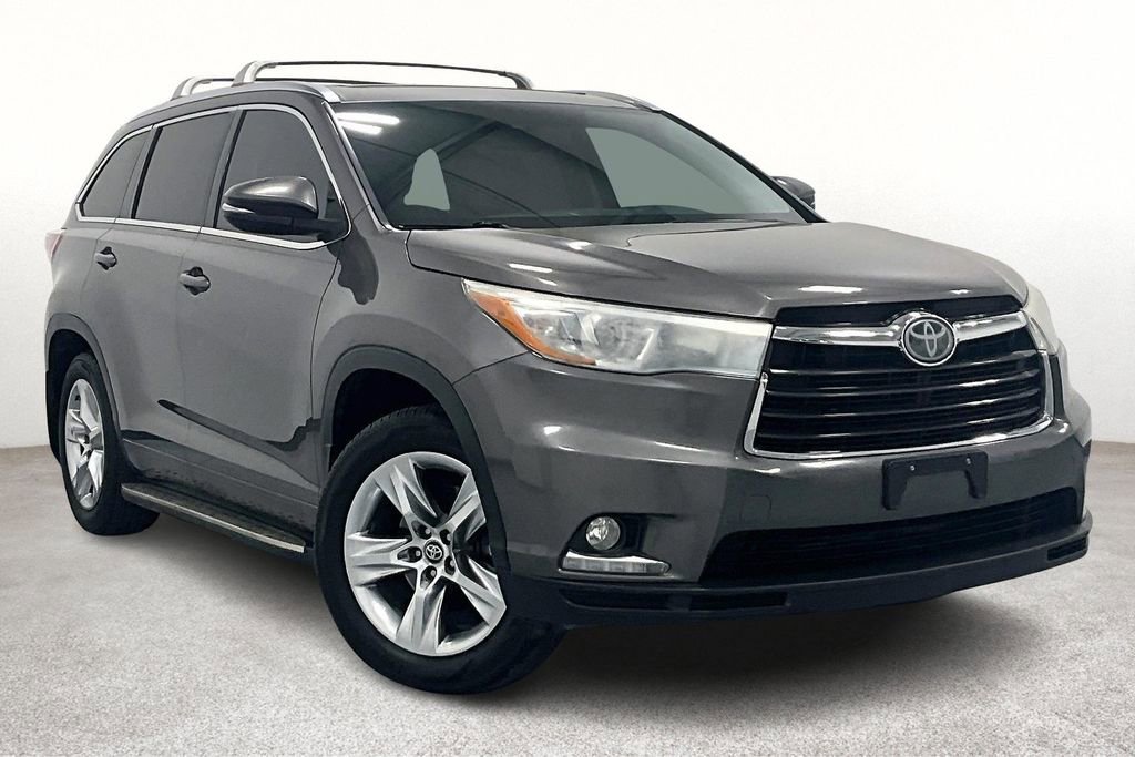 Used 2016 Toyota Highlander Limited Platinum image 1