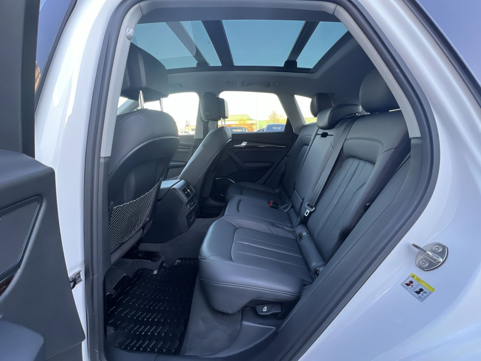 Used 2020 Audi Q5 2.0T Premium w/ Convenience Package AWD/4WD image 25