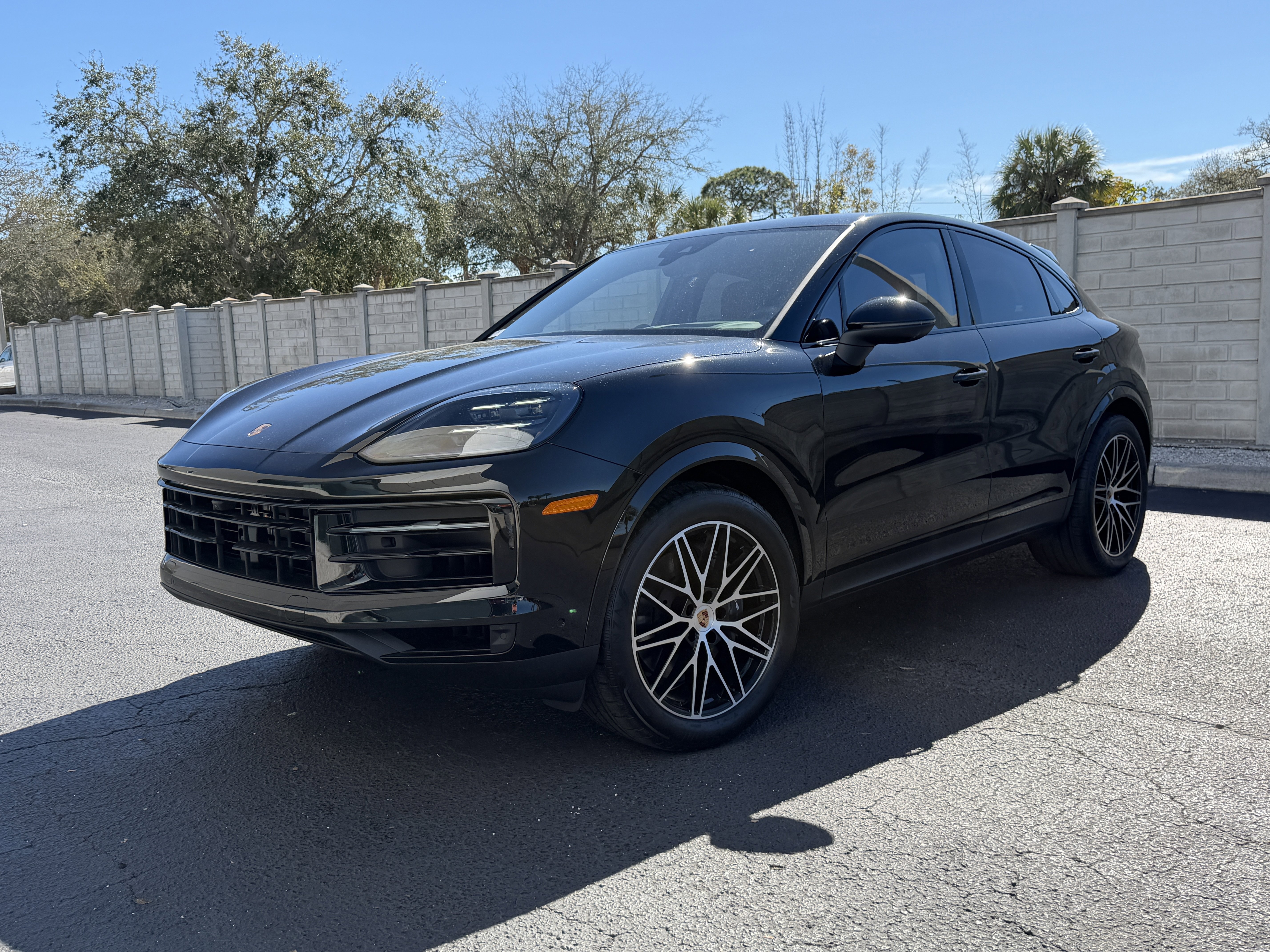 New 2026 Porsche Cayenne Coupe image 1