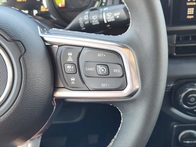 Certified 2025 Jeep Wrangler Sahara image 38