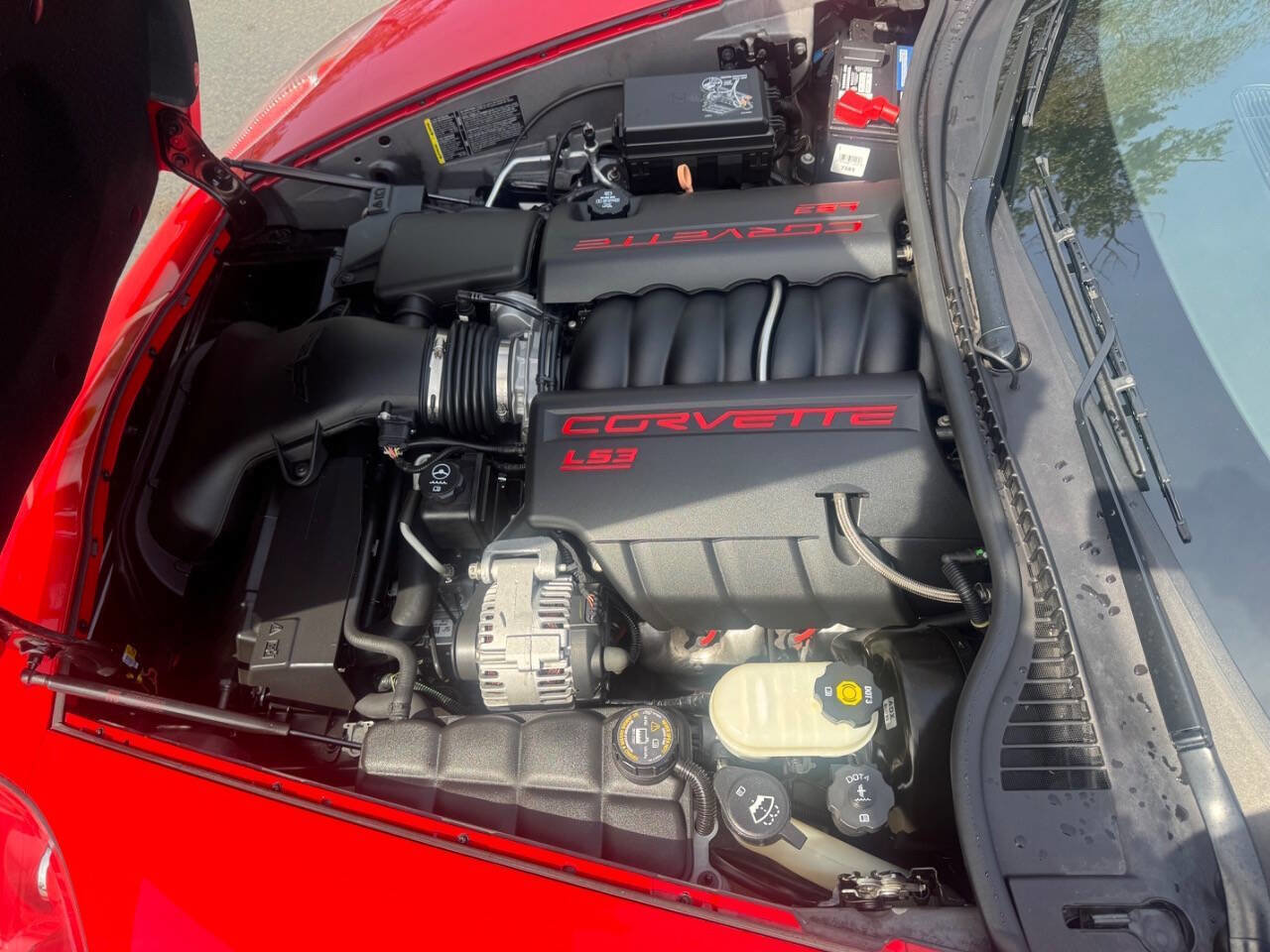 Used 2008 Chevrolet Corvette Coupe w/ Preferred Equipment Group RWD image 13